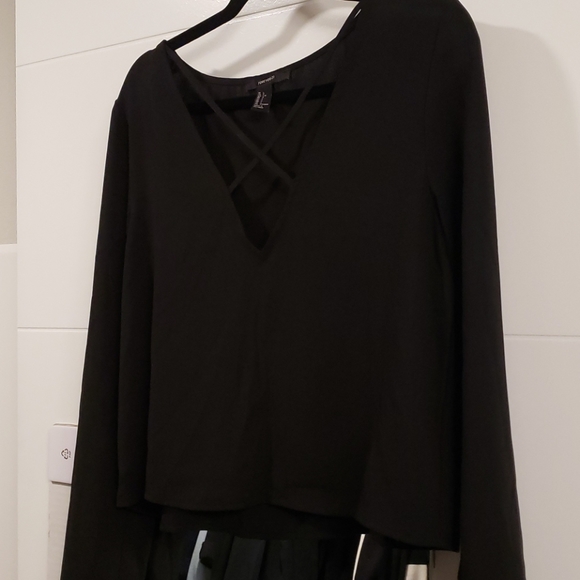 Forever 21 elegant balck shirt L - Picture 2 of 5